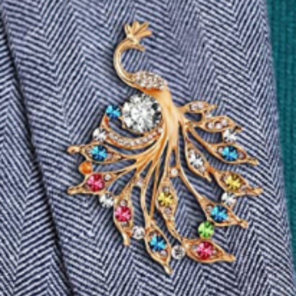 ✨ Golden Peacock pin